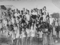 Group photo of Kuilapalayam villagers