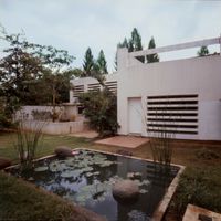 Shyam Sunder's (1975-76)